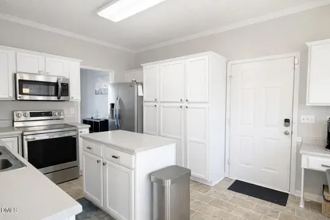 3348 Daingerfield Drive Raleigh NC 27616