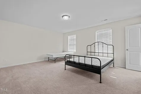 16 Summerwood Lane Lillington NC 27546