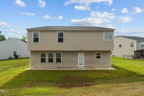 16 Summerwood Lane Lillington NC 27546