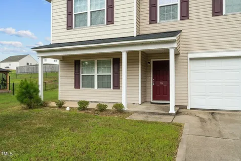 16 Summerwood Lane Lillington NC 27546