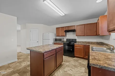 16 Summerwood Lane Lillington NC 27546