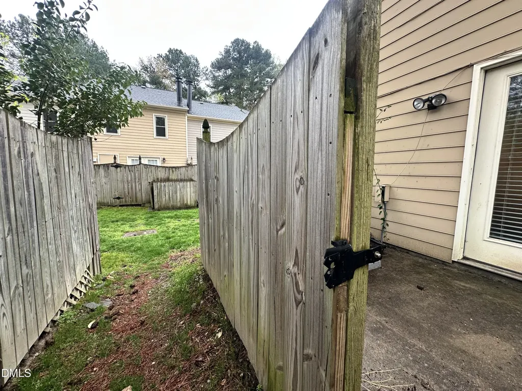 5620 Bridgetowne Way Raleigh NC 27609