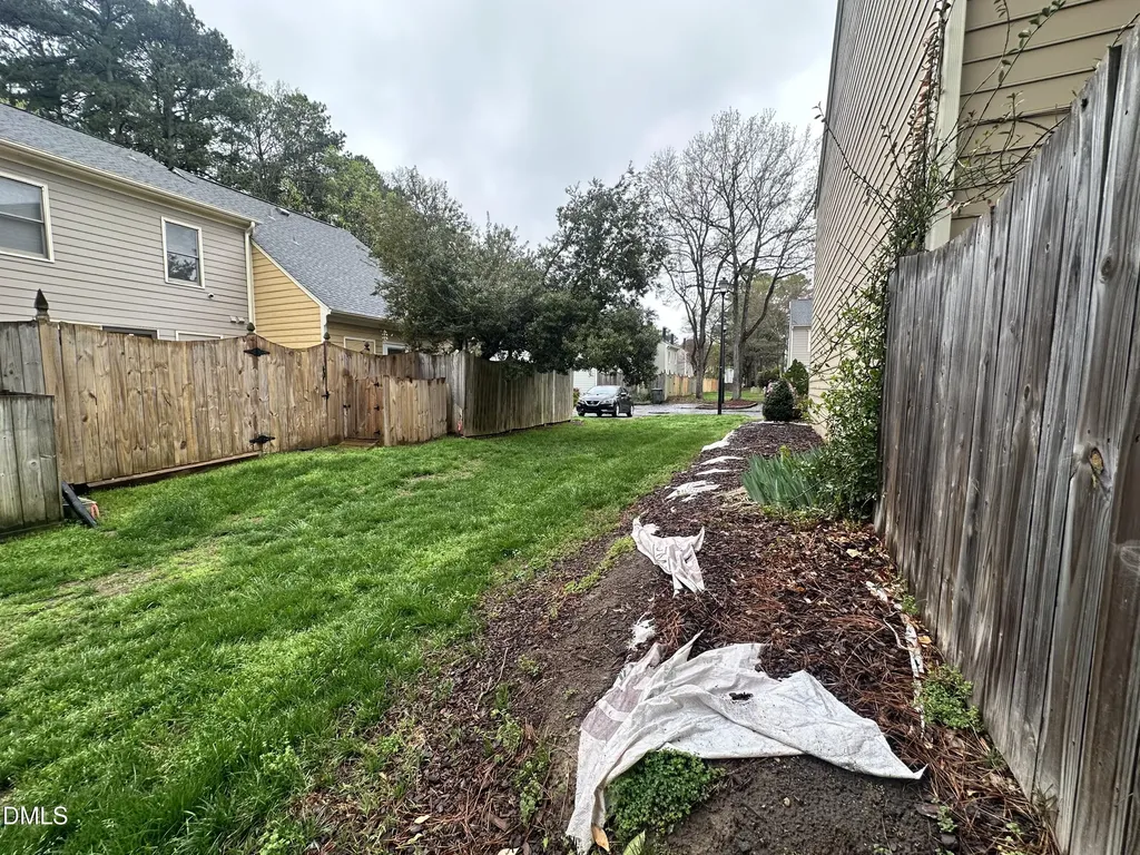 5620 Bridgetowne Way Raleigh NC 27609