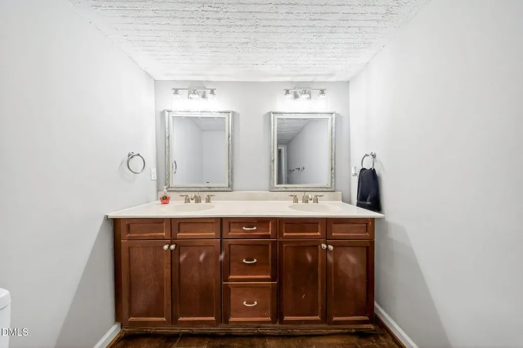309 N Wilson Avenue Dunn NC 28334
