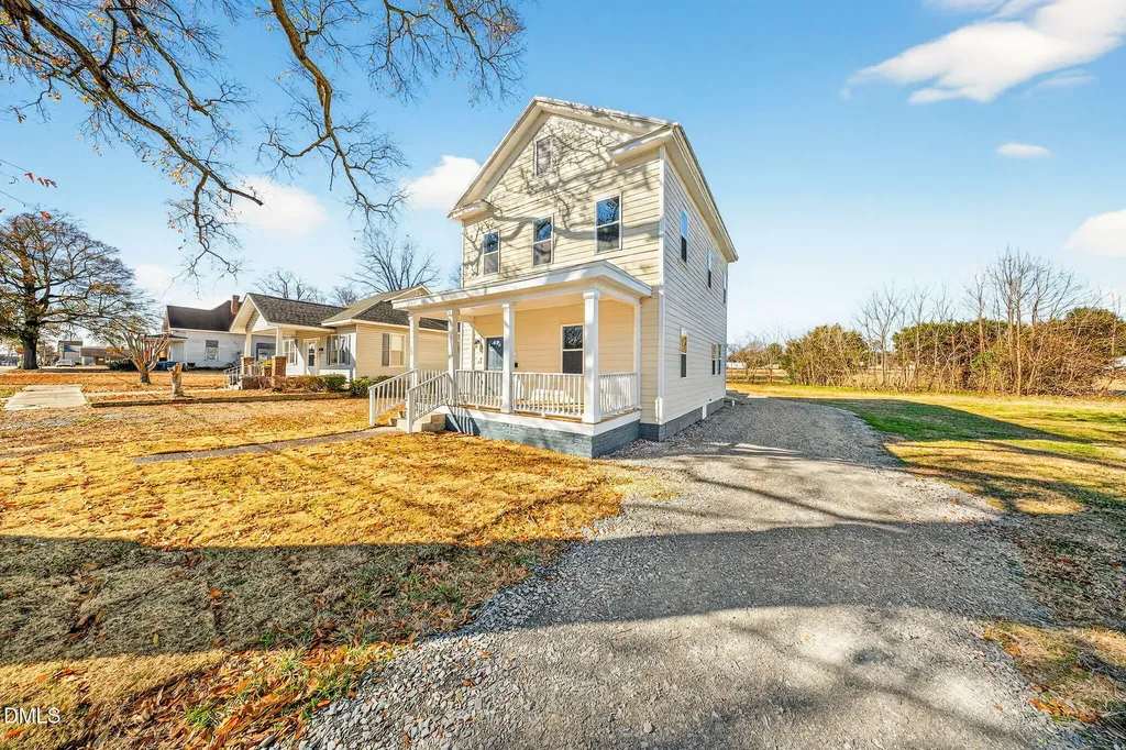 309 N Wilson Avenue Dunn NC 28334