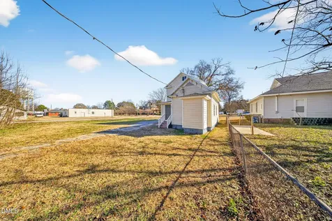 309 N Wilson Avenue Dunn NC 28334