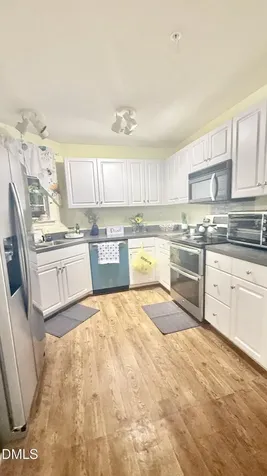 2221 Delaney Drive Burlington NC 27215