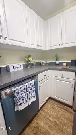 2221 Delaney Drive Burlington NC 27215