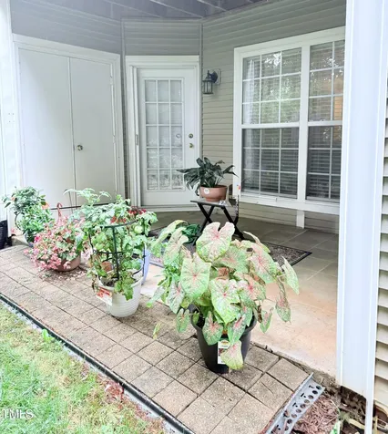 2221 Delaney Drive Burlington NC 27215