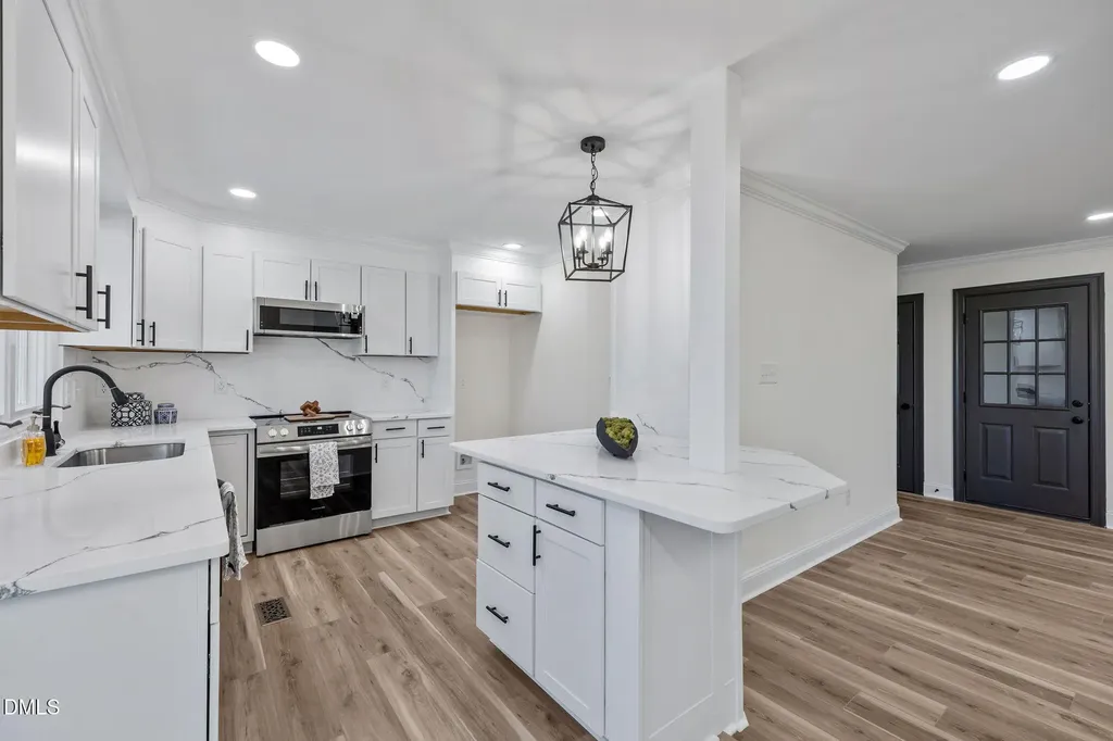 2117 Carriage Way Chapel Hill NC 27517