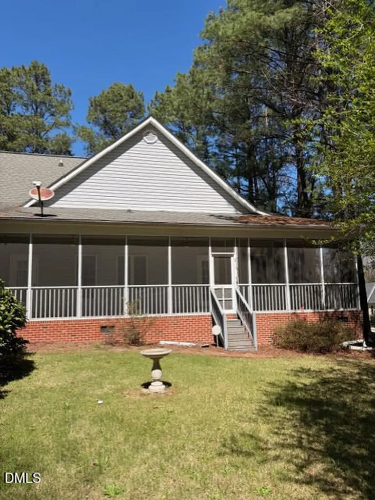 210 Donnibrook Run Fuquay Varina NC 27526