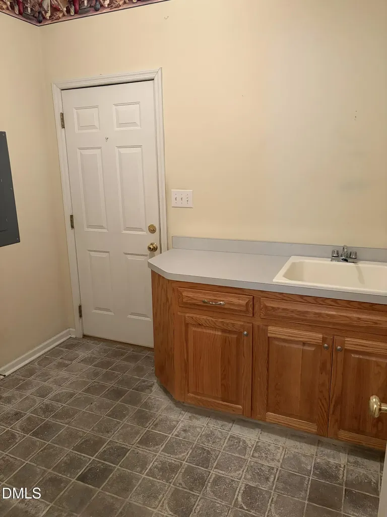 210 Donnibrook Run Fuquay Varina NC 27526