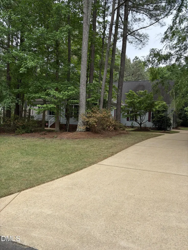 210 Donnibrook Run Fuquay Varina NC 27526