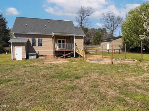 1071 Darius Pearce Road Youngsville NC 27596