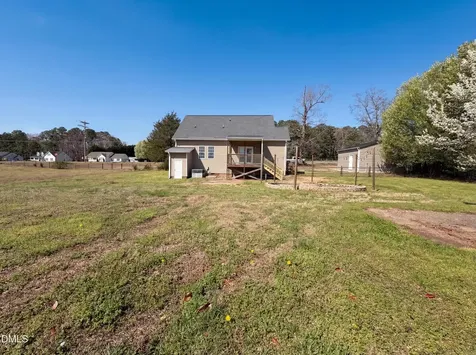 1071 Darius Pearce Road Youngsville NC 27596
