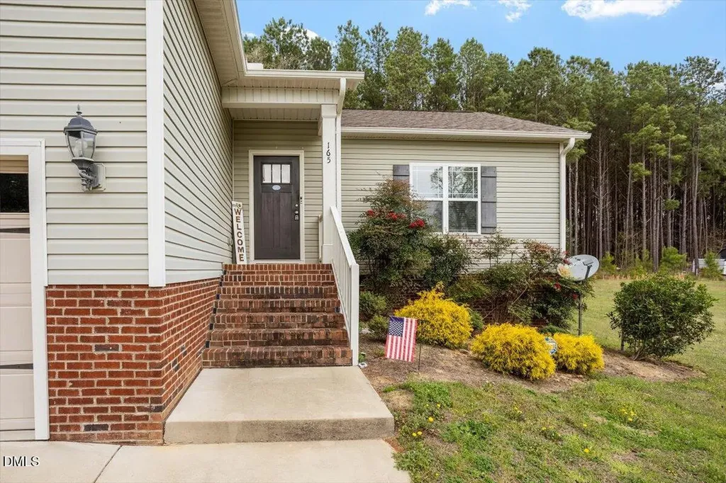 165 Turlington Road Dunn NC 28334