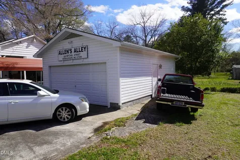 128 Harrison Avenue Henderson NC 27536