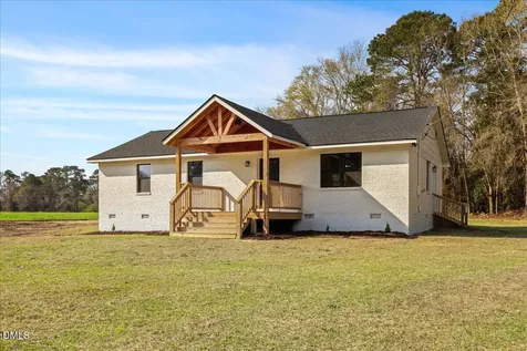 598 Bentonville Road Four Oaks NC 27524
