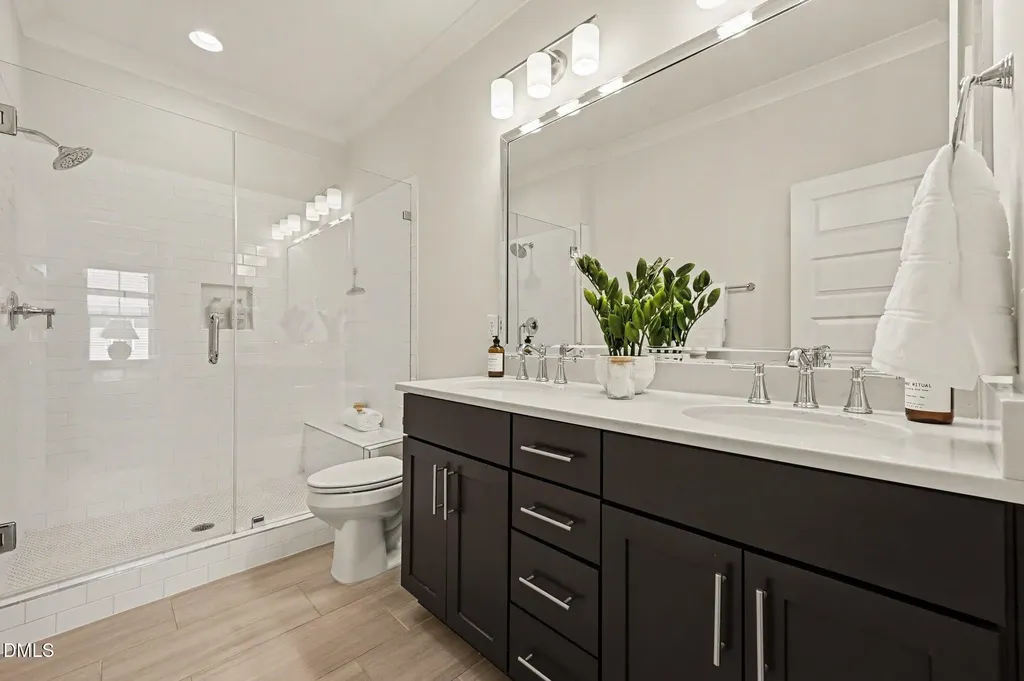 713 Peakland Place Raleigh NC 27604
