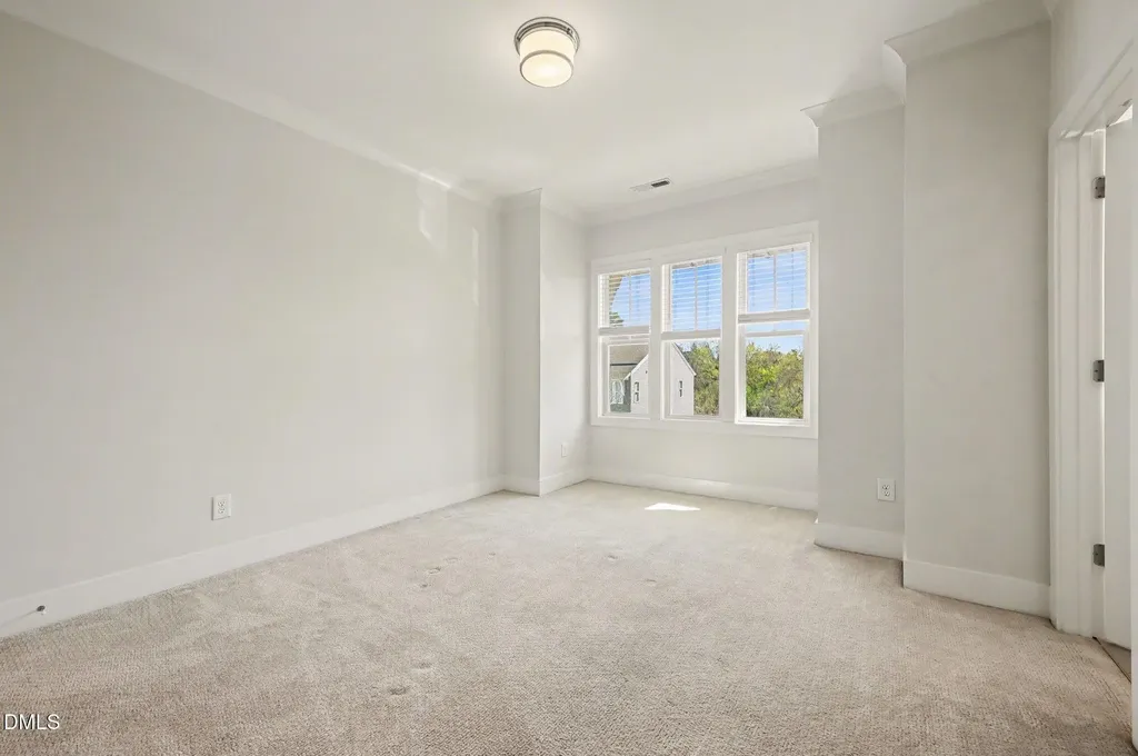 713 Peakland Place Raleigh NC 27604