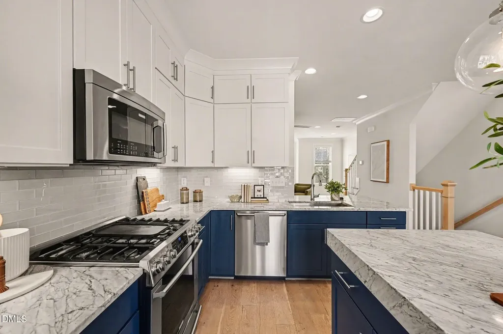 713 Peakland Place Raleigh NC 27604