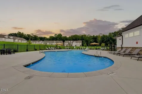 192 Hank Way Angier NC 27501