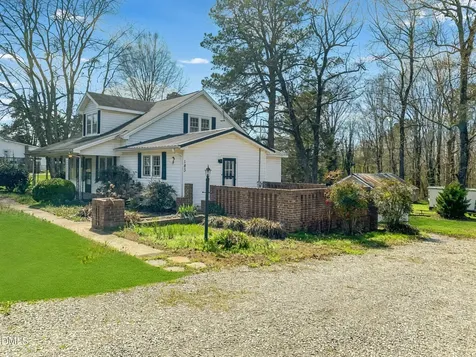 183 Red Hill Loop Road Warrenton NC 27589