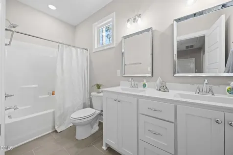 206 Cardinal Court Oxford NC 27565
