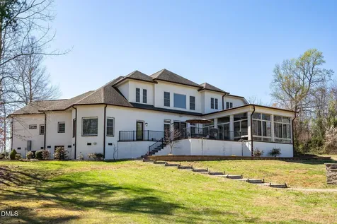 1326 Lochshire Drive Burlington NC 27215