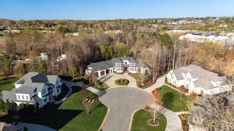 1326 Lochshire Drive Burlington NC 27215