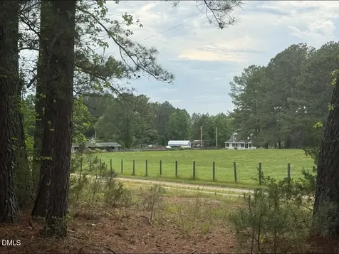 344 J B Leonard Road Castalia NC 27816