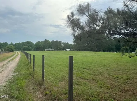 344 J B Leonard Road Castalia NC 27816