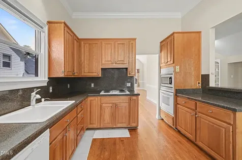 106 Stokesay Court Cary NC 27513