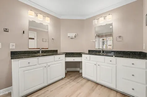 106 Stokesay Court Cary NC 27513