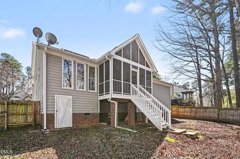 106 Stokesay Court Cary NC 27513