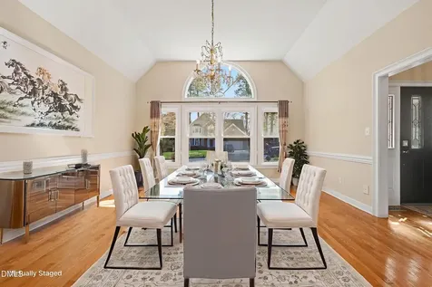 106 Stokesay Court Cary NC 27513