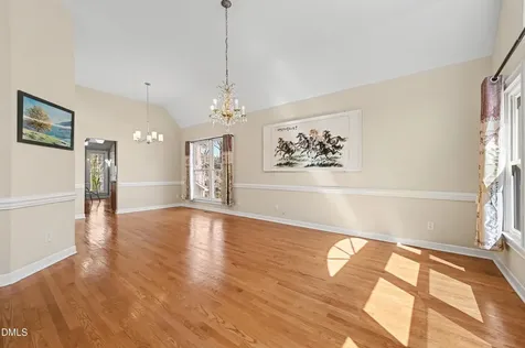 106 Stokesay Court Cary NC 27513
