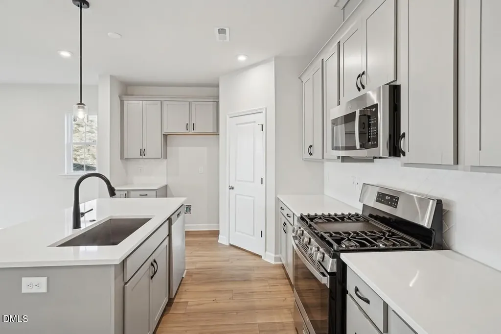 200 Solaire Alley Wake Forest NC 27587