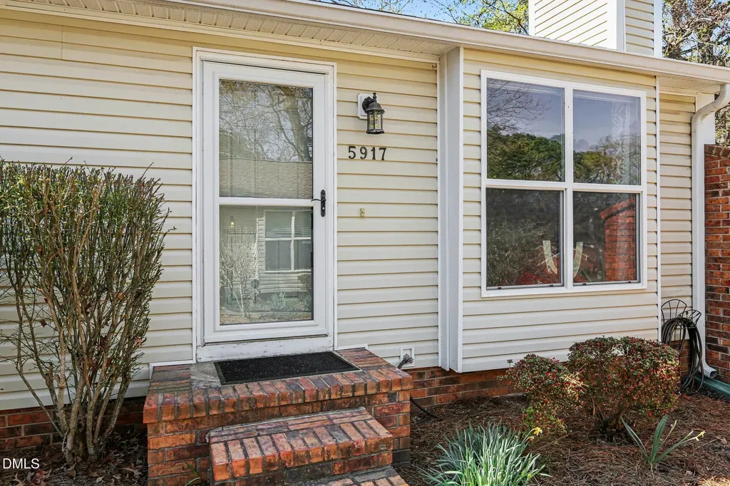 5917 Westcreek Place Raleigh NC 27606