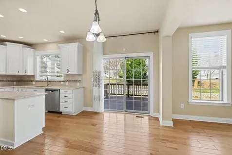 351 Gartrell Way Cary NC 27519