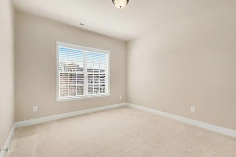 351 Gartrell Way Cary NC 27519