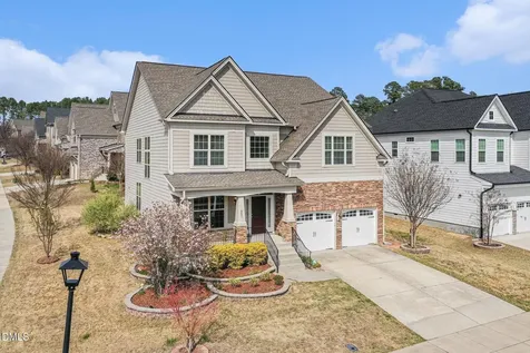 351 Gartrell Way Cary NC 27519