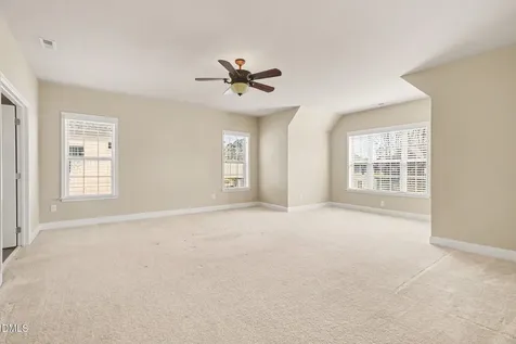 351 Gartrell Way Cary NC 27519