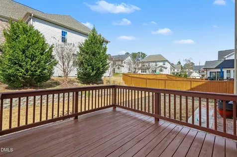 351 Gartrell Way Cary NC 27519