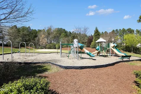 351 Gartrell Way Cary NC 27519