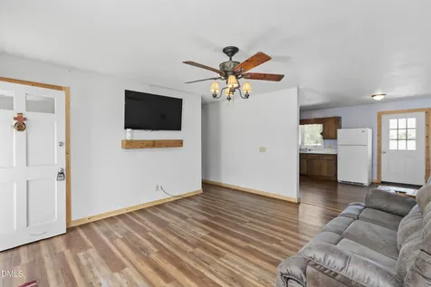 288 Baileys Crossroads Road Benson NC 27504