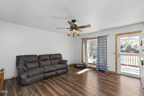 288 Baileys Crossroads Road Benson NC 27504