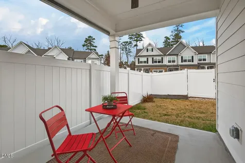 1024 Heartstone Way Durham NC 27713