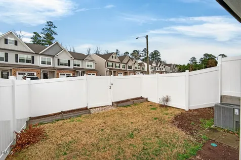 1024 Heartstone Way Durham NC 27713