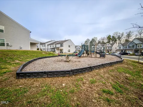 1024 Heartstone Way Durham NC 27713